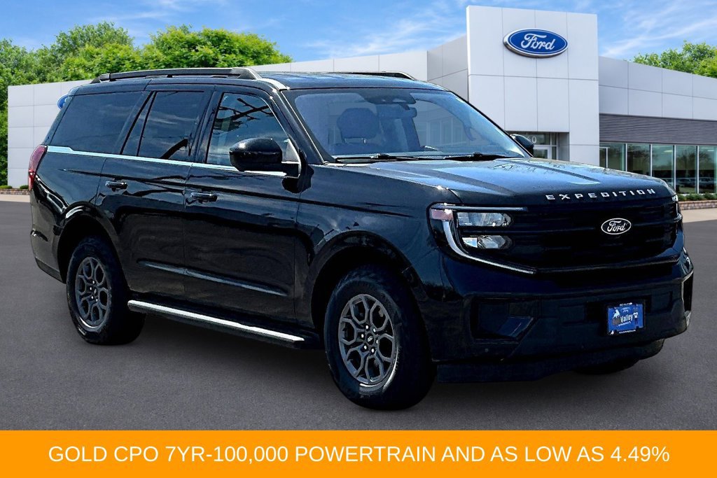 Certified 2025 Ford Expedition Active AWD/4WD image 1