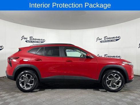 New 2026 Chevrolet Trax LT w/ Driver Confidence Package image 5
