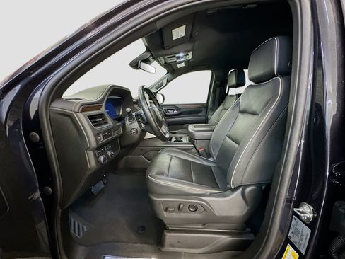 Used 2023 Chevrolet Tahoe Premier AWD/4WD image 13