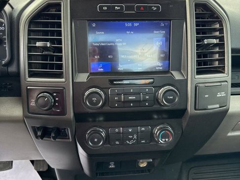 Used 2022 Ford F350 XL w/ Power Equipment Group AWD/4WD image 16