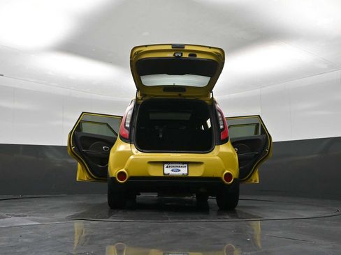 Used 2014 Kia Soul ! w/ Sun & Sound Package FWD image 30