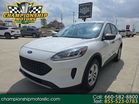 Used 2020 Ford Escape S AWD/4WD image 1