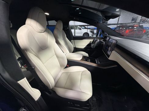 Used 2023 Tesla Model X AWD/4WD image 27