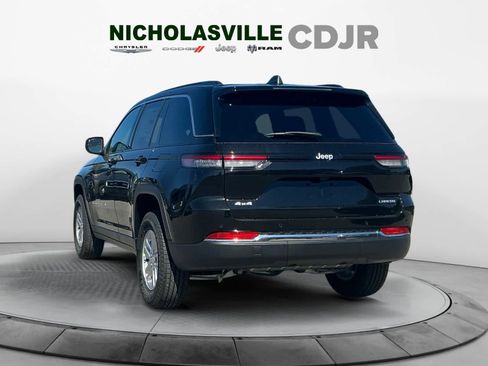 New 2025 Jeep Grand Cherokee Laredo w/ Luxury Tech Group I image 4