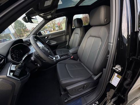 New 2025 Audi Q3 2.0T Premium image 21