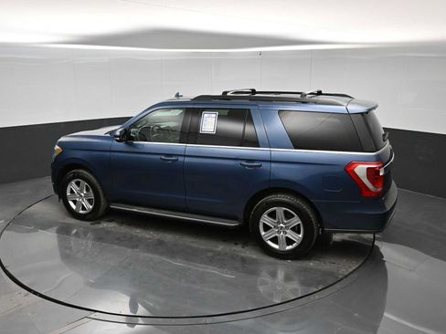 Used 2020 Ford Expedition XLT w/ Equipment Group 202A AWD/4WD image 28