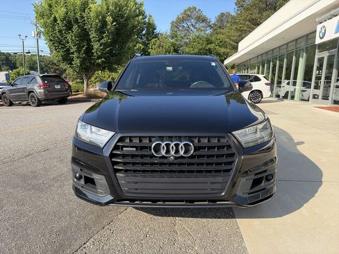 Used 2019 Audi Q7 3.0T Prestige w/ Prestige Package AWD/4WD image 3