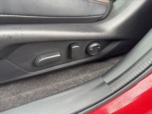 Certified 2025 Subaru Crosstrek 2.5i Limited image 21