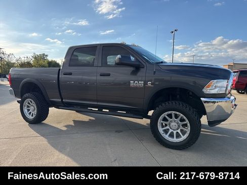 Used 2016 RAM 2500 Tradesman w/ Chrome Appearance Group image 29