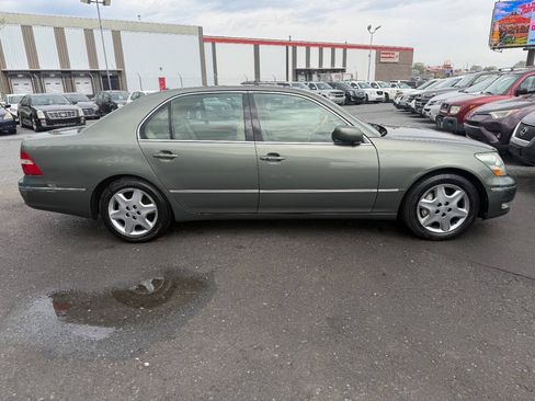 Used 2005 Lexus LS 430 RWD image 7