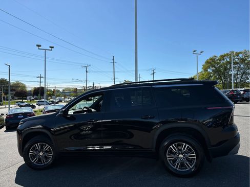 Certified 2024 Chevrolet Traverse LT w/ LPO, Floor Liner Package AWD/4WD image 6
