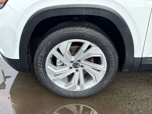 Used 2023 Volkswagen Atlas SE image 10