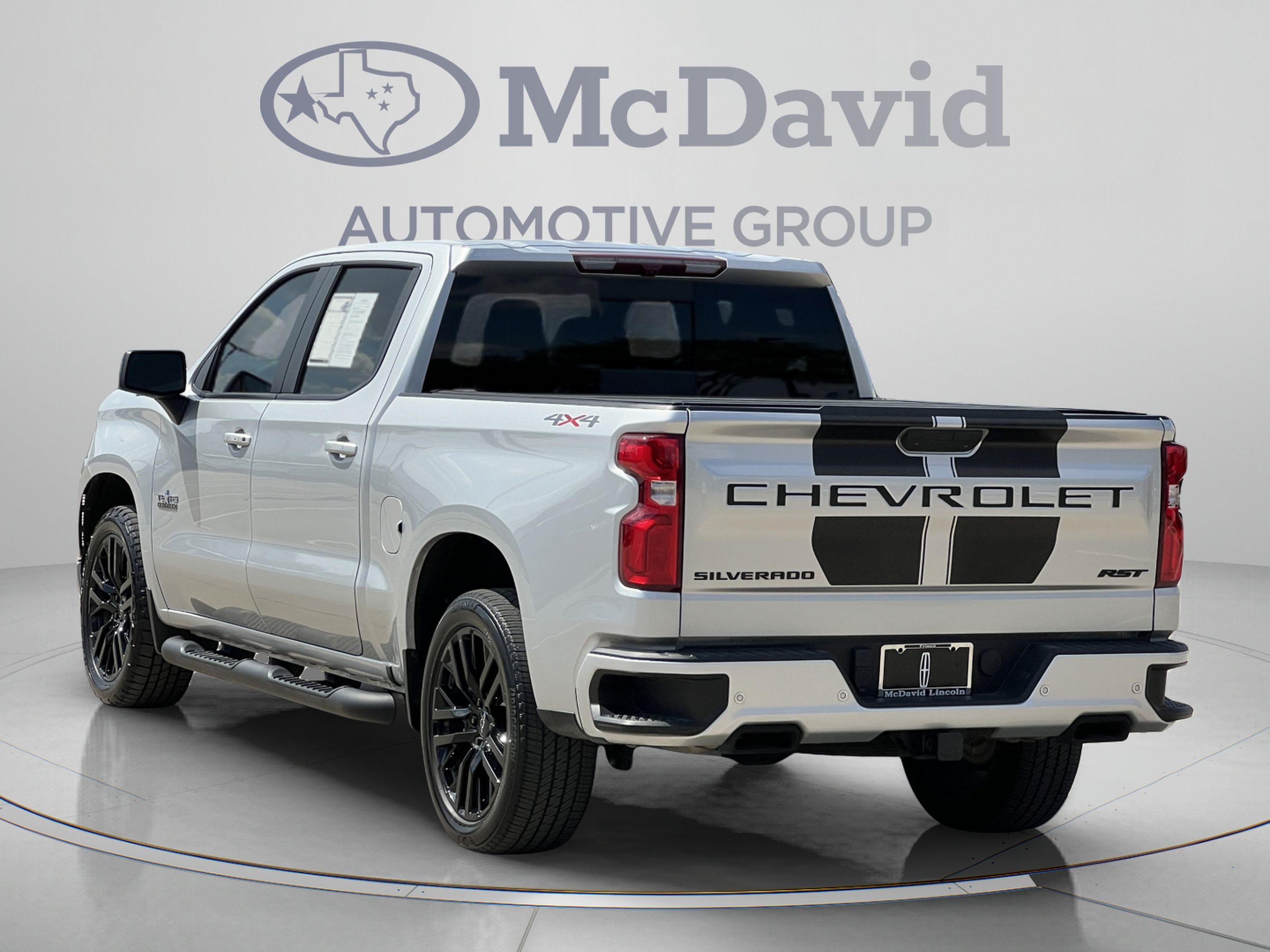 Used 2021 Chevrolet Silverado 1500 RST w/ Rally Edition AWD/4WD image 4
