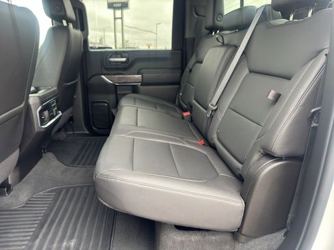 Used 2021 Chevrolet Silverado 2500 LTZ w/ LTZ Convenience Package AWD/4WD image 15