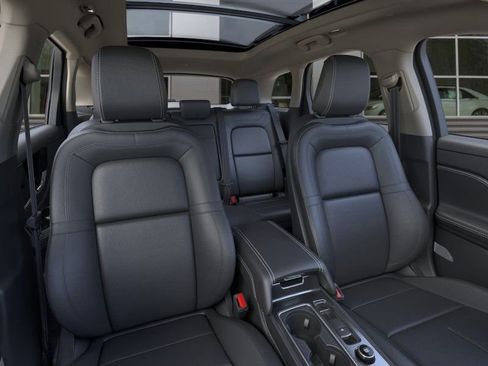 New 2026 Lincoln Corsair Premiere image 10