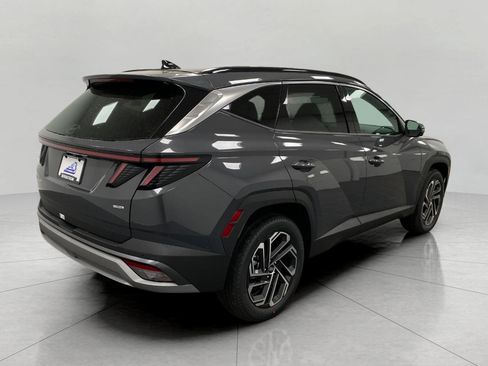 New 2026 Hyundai Tucson Limited AWD/4WD image 3