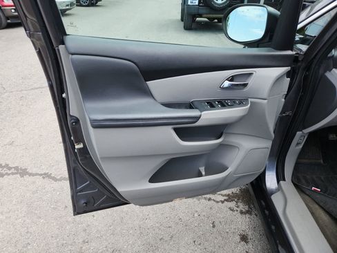 Used 2014 Honda Odyssey EX-L image 16