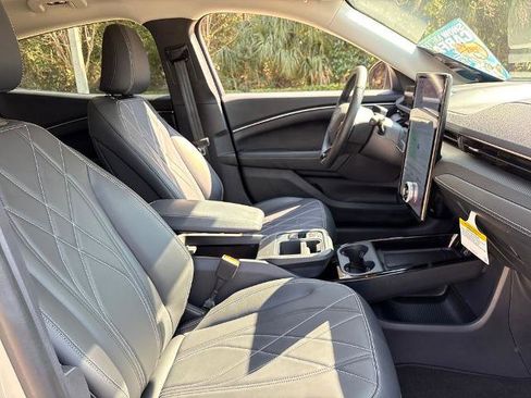 Certified 2025 Ford Mustang Mach-E Select w/ Comfort Package Lite image 27