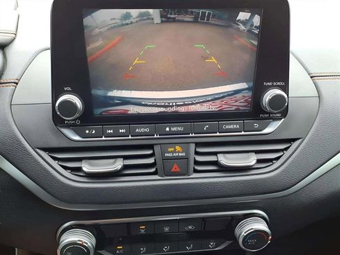 Used 2021 Nissan Altima 2.5 SR image 15