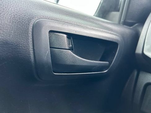 Used 2020 Toyota Tacoma SR w/ SR Convenience Package RWD image 15
