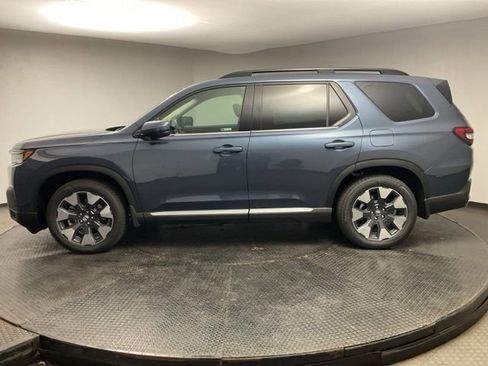 New 2026 Honda Pilot Elite image 4