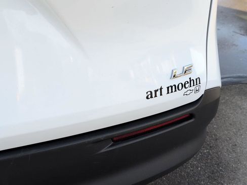 Used 2025 Toyota Sienna LE image 7