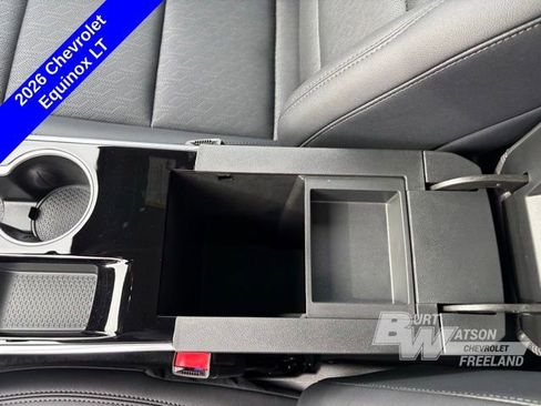 New 2026 Chevrolet Equinox LT w/ Convenience Package II FWD image 24