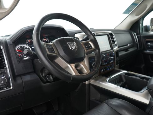 Used 2016 RAM 2500 Laramie w/ Convenience Group AWD/4WD image 28