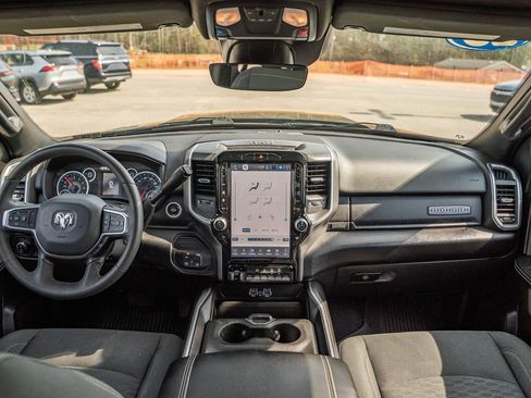 Used 2025 RAM 2500 Big Horn image 26