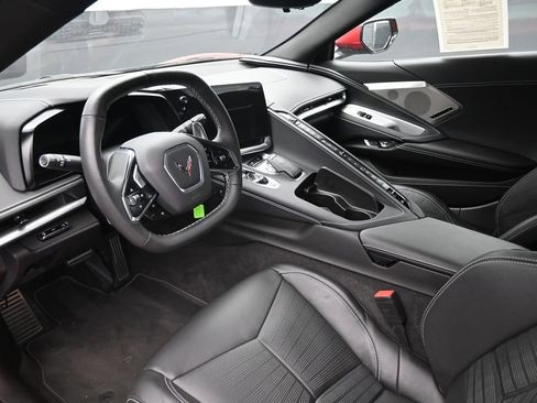 Used 2023 Chevrolet Corvette Stingray Preferred Cpe w/ Z51 Performance Package RWD image 21