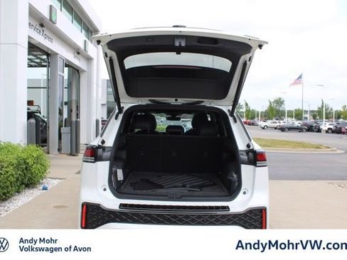 New 2026 Volkswagen Tiguan SE R-Line AWD/4WD image 6