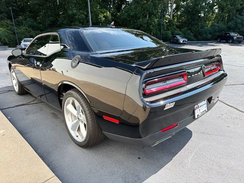 Certified 2018 Dodge Challenger R/T Plus RWD image 10
