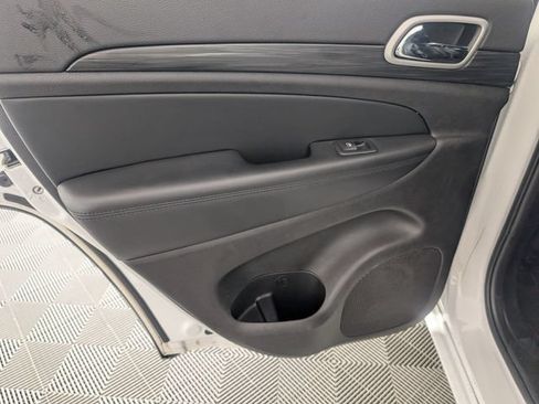 Certified 2021 Jeep Grand Cherokee Laredo X RWD image 28