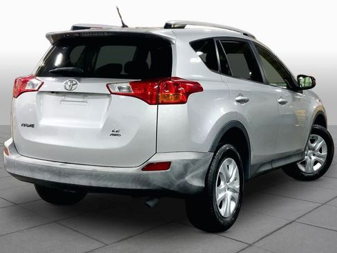 Used 2015 Toyota RAV4 LE AWD/4WD image 13