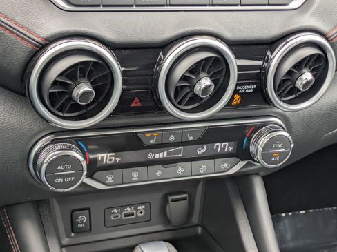 Used 2024 Nissan Sentra SR w/ SR Premium Package image 14