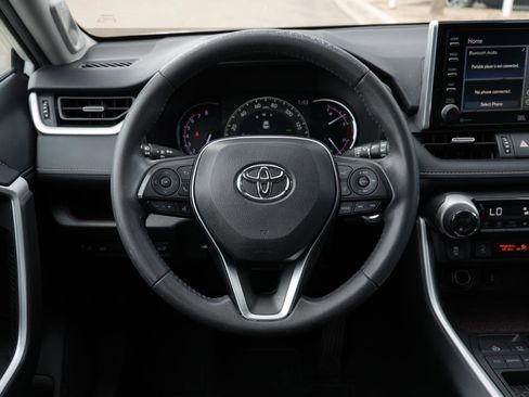 Used 2020 Toyota RAV4 Limited FWD image 20