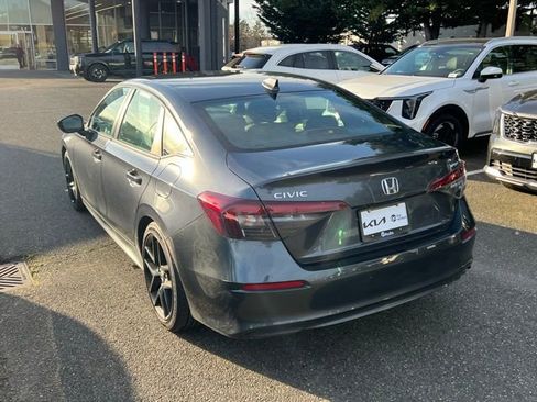 Used 2025 Honda Civic Sport image 10