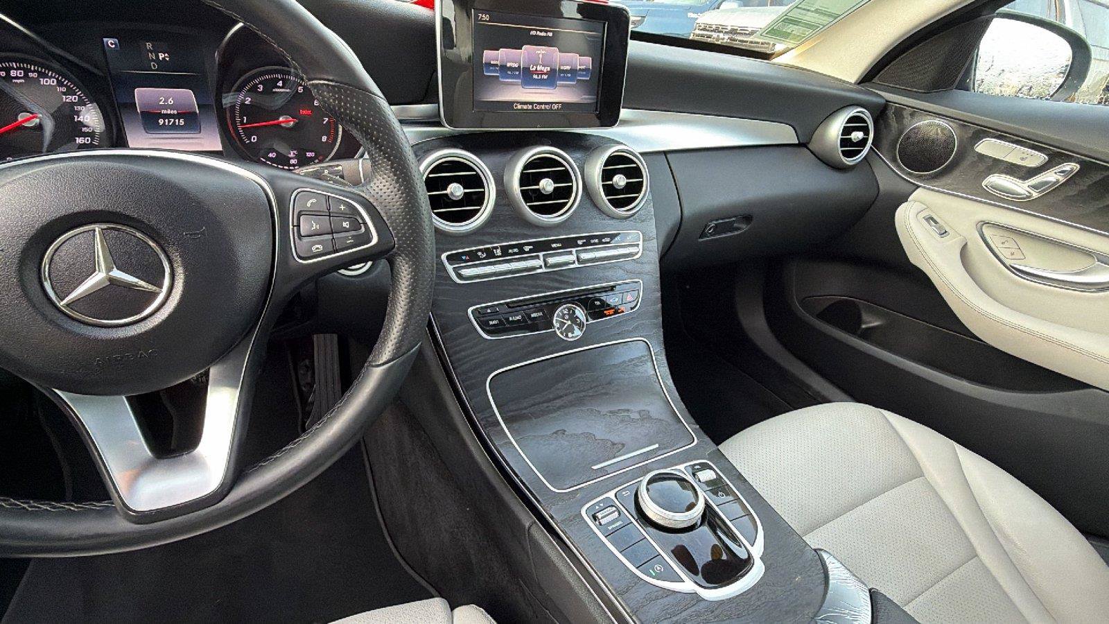 Used 2017 Mercedes-Benz C 300 Sedan image 6
