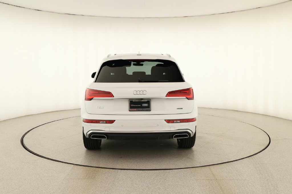 Certified 2024 Audi Q5 e Premium w/ Convenience Package AWD/4WD image 5