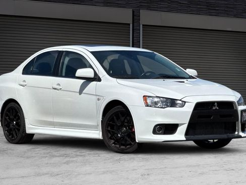 Used 2012 Mitsubishi Lancer Evolution MR AWD/4WD image 2