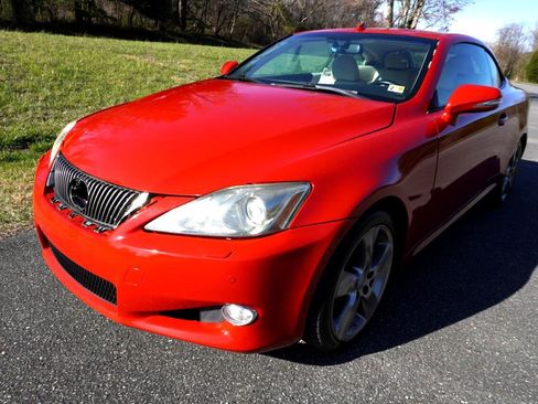 Used 2010 Lexus IS 350C image 3