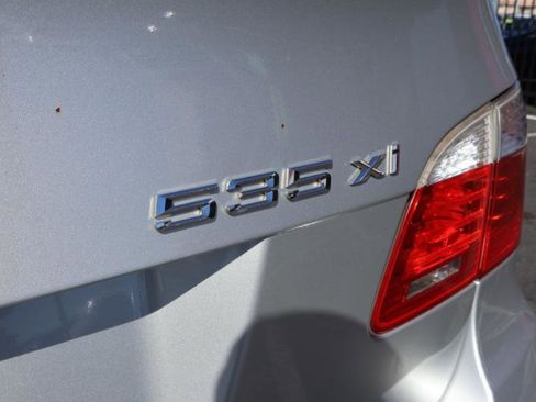 Used 2008 BMW 535xi Wagon w/ Premium Pkg image 10