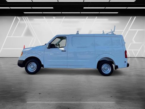Used 2018 Nissan NV 2500 SV RWD image 5
