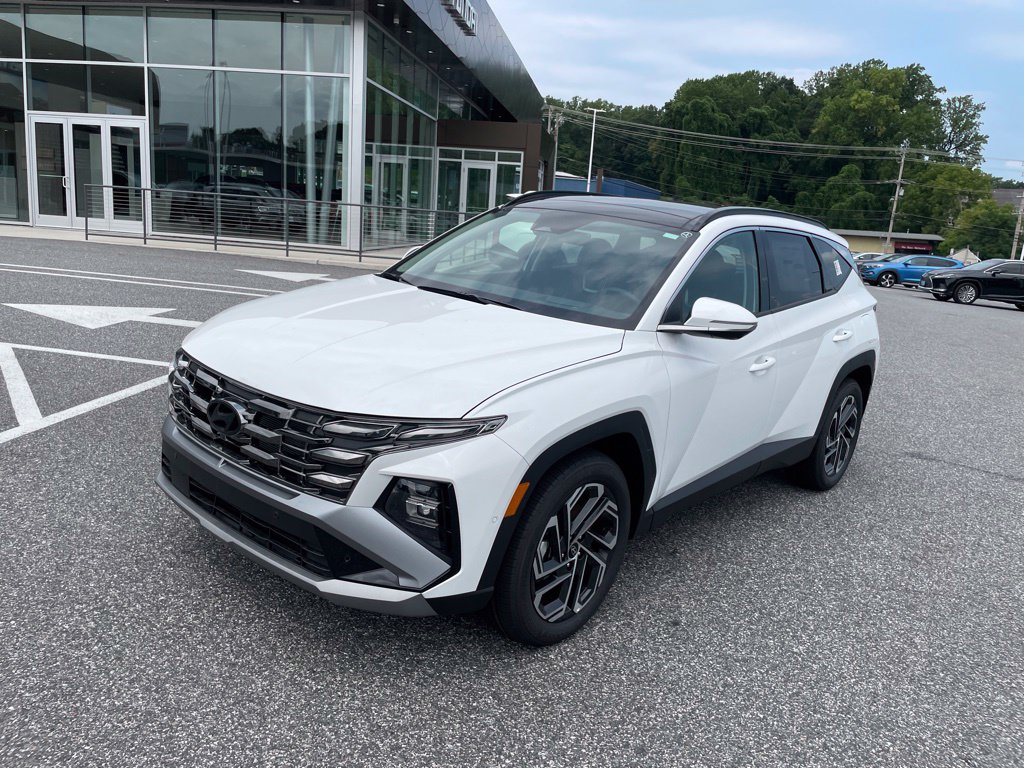 New 2026 Hyundai Tucson Limited FWD image 1