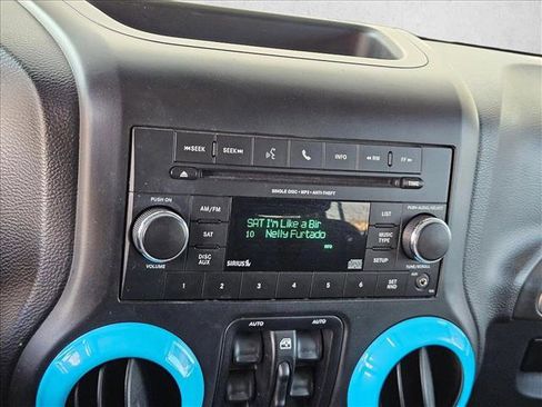 Used 2013 Jeep Wrangler Unlimited Sport image 11