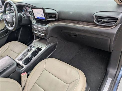 Used 2020 Ford Explorer Limited image 23