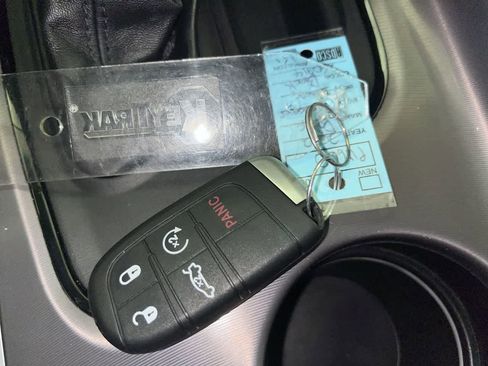 Used 2022 Dodge Challenger R/T Scat Pack image 23