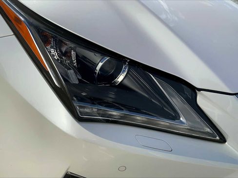 Used 2017 Lexus RX 450h AWD image 26