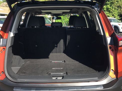 Certified 2023 Nissan Rogue SL w/ SL Premium Package image 26