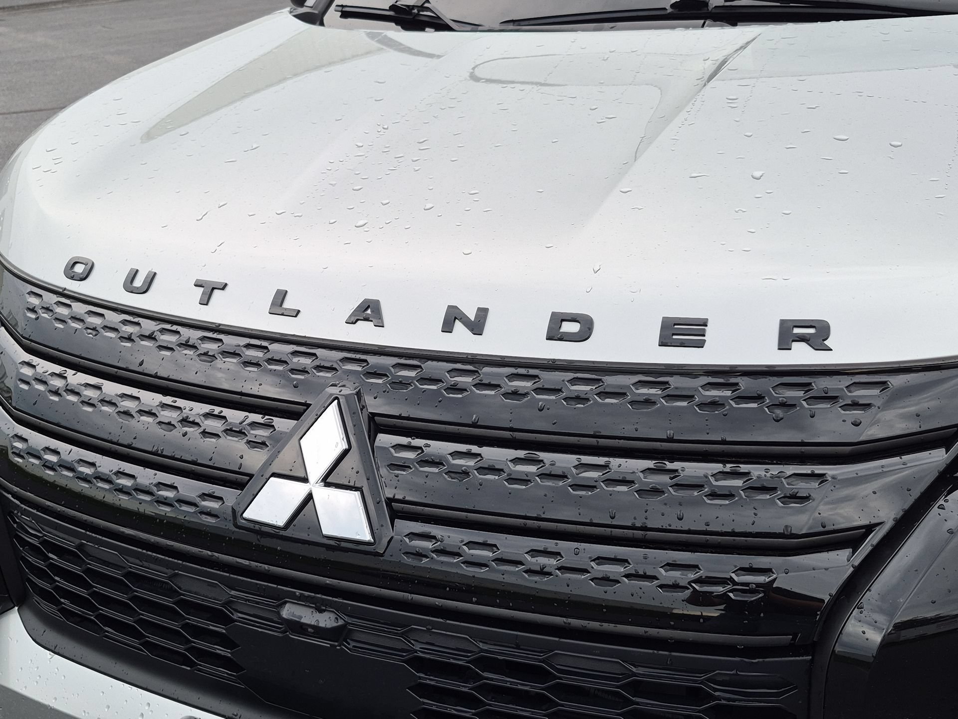 Used 2024 Mitsubishi Outlander SEL AWD/4WD image 33